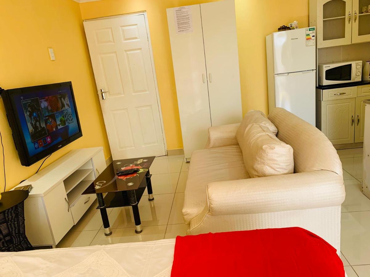 Mowetu Guest House Cape Town Ngoại thất bức ảnh