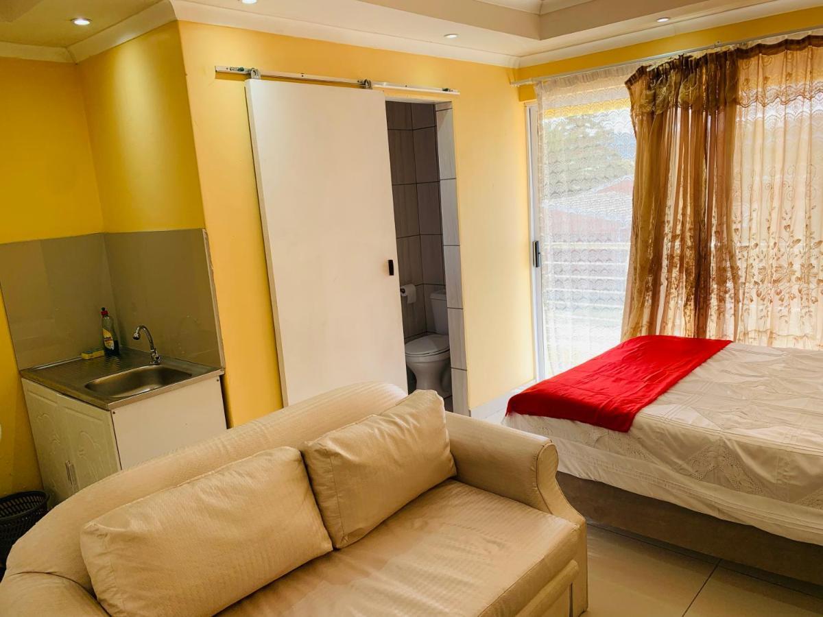 Mowetu Guest House Cape Town Ngoại thất bức ảnh